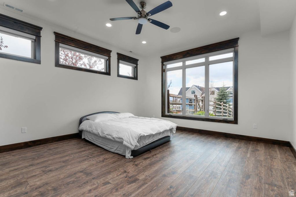 Image 40 of property listing at 3295 E LINDSAY SPRING CIR, Heber City, UT 84032