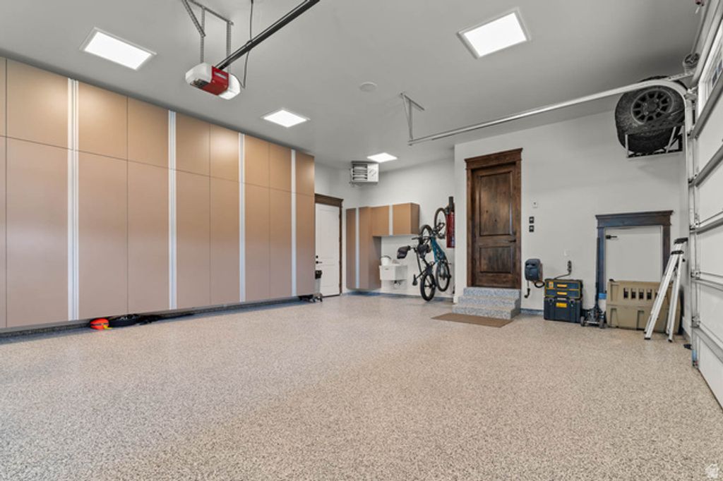 Image 57 of property listing at 3295 E LINDSAY SPRING CIR, Heber City, UT 84032