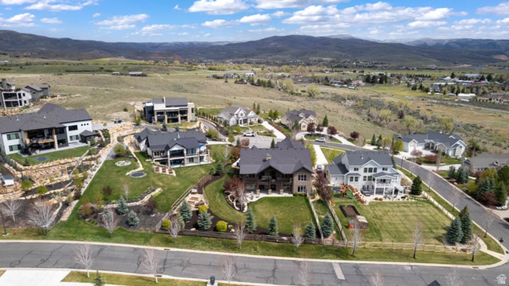 Image 67 of property listing at 3295 E LINDSAY SPRING CIR, Heber City, UT 84032