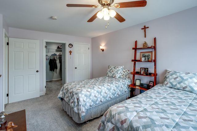 302 QUAIL RD, Marlton, NJ 08053