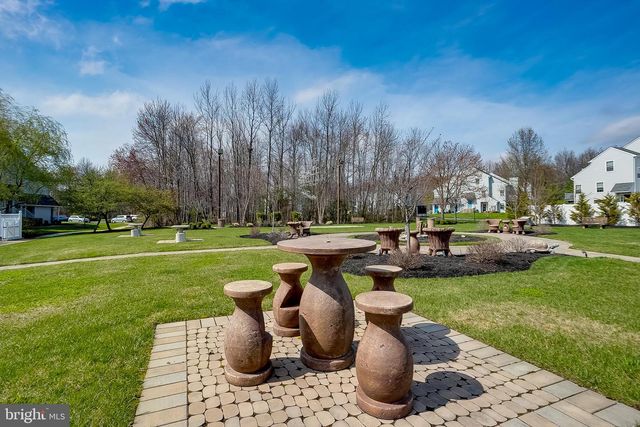 302 QUAIL RD, Marlton, NJ 08053