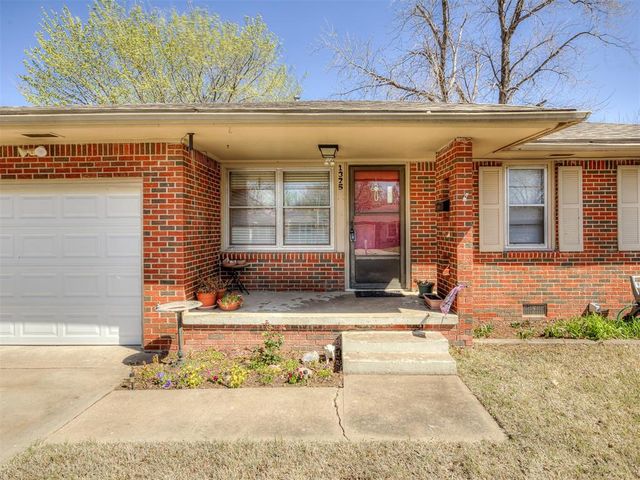 1325 Regent Street, Norman, OK 73069