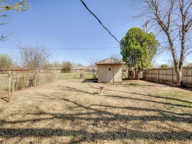 1325 Regent Street, Norman, OK 73069