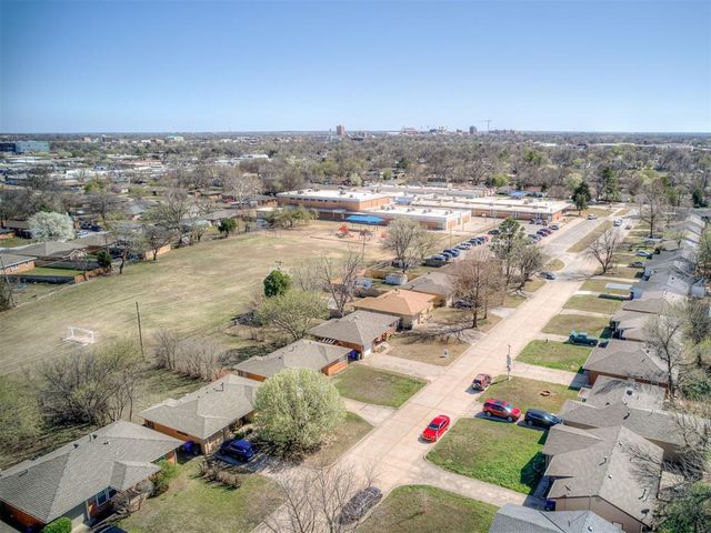 1325 Regent Street, Norman, OK 73069