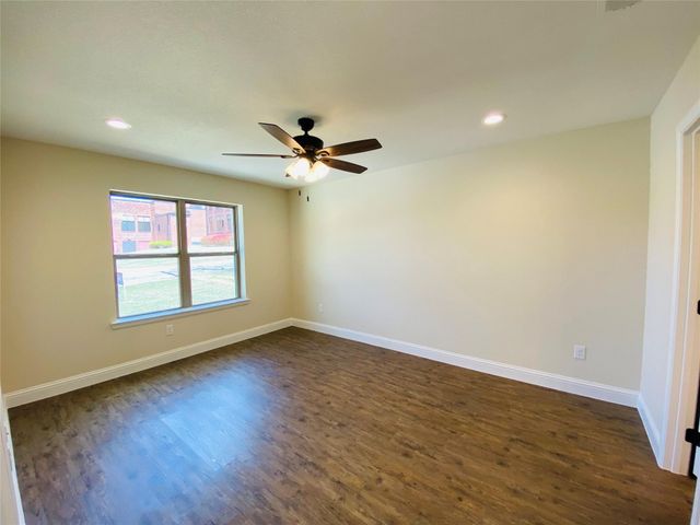 312 W Heron Street, Denison, TX 75020