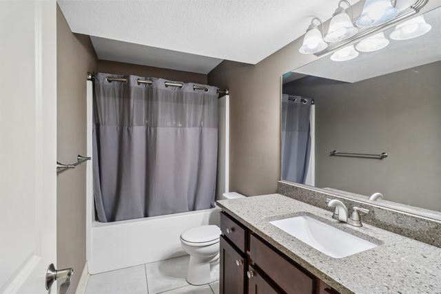 2006 NW 19th Court, Ankeny, IA 50023