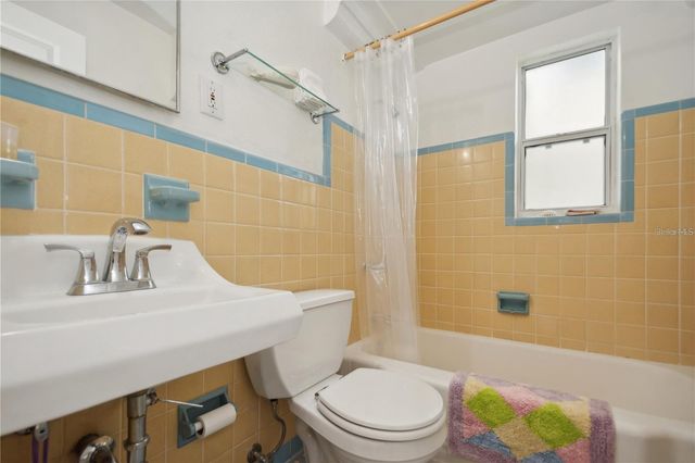 102 11TH AVENUE, St Pete Beach, FL 33706