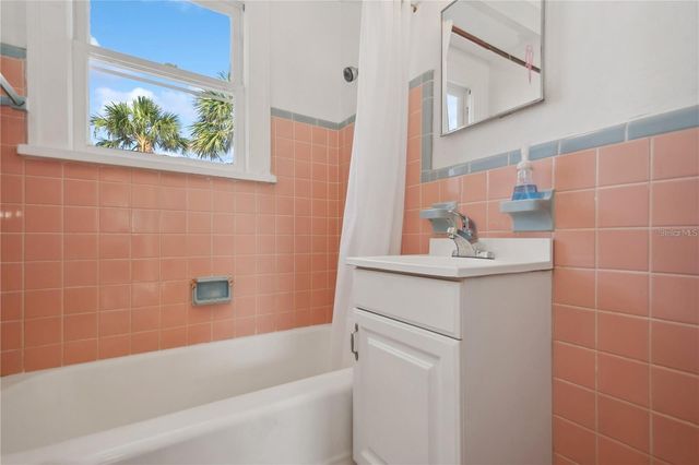 102 11TH AVENUE, St Pete Beach, FL 33706