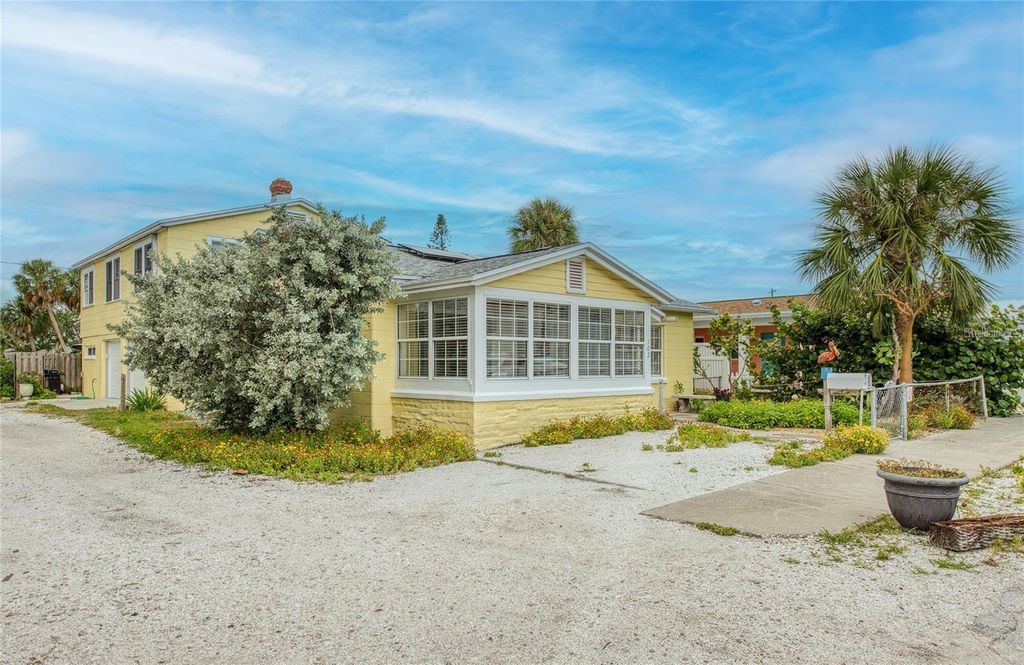 102 11TH AVENUE, St Pete Beach, FL 33706