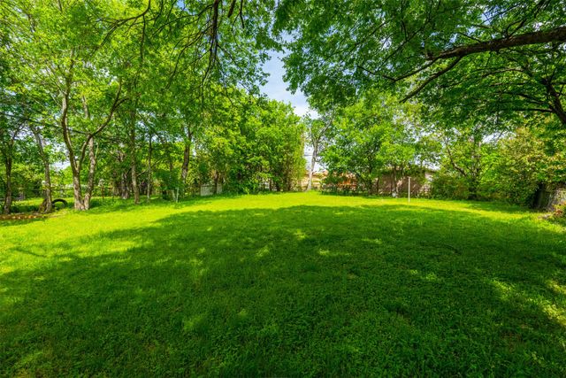 1115 Indian Creek Trail, Dallas, TX 75241