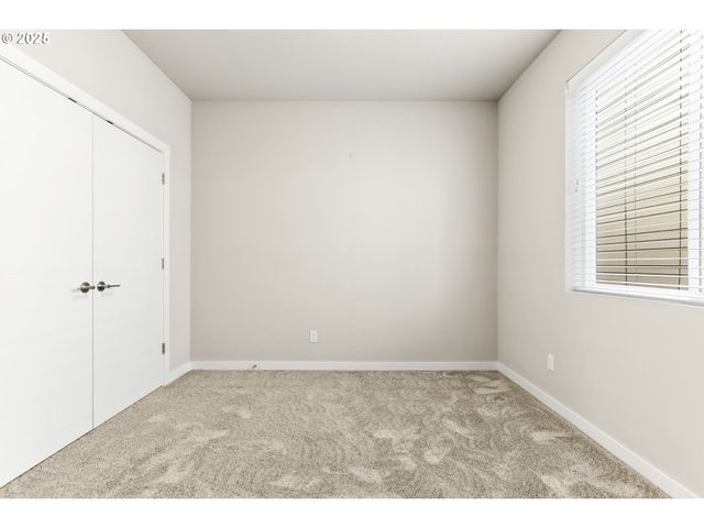782 Nw Pebblestone Ln, Beaverton, OR 97006