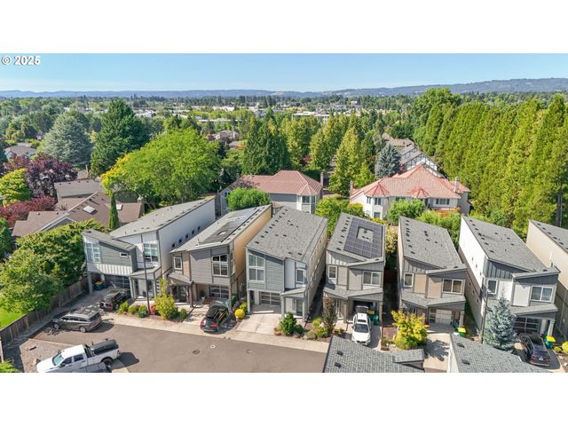 782 Nw Pebblestone Ln, Beaverton, OR 97006