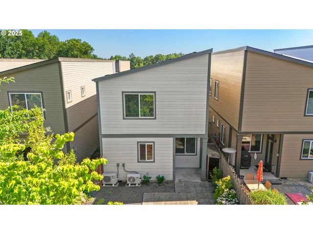 782 Nw Pebblestone Ln, Beaverton, OR 97006