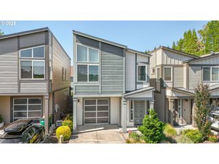 782 Nw Pebblestone Ln, Beaverton, OR 97006