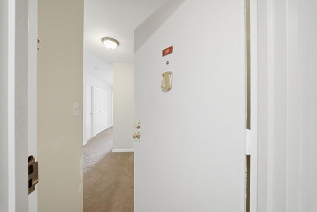 77 Adams St 611, Quincy, MA 02169