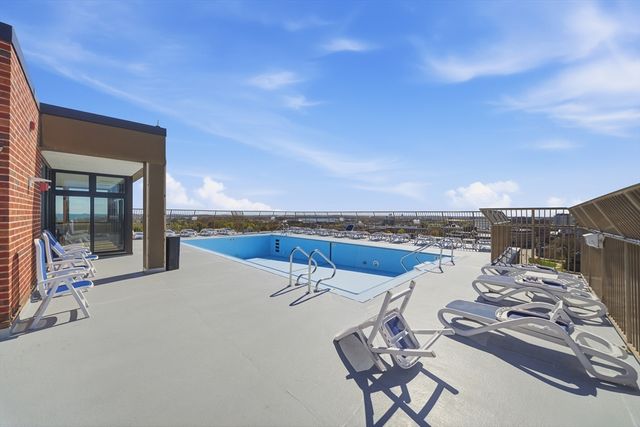 77 Adams St 611, Quincy, MA 02169