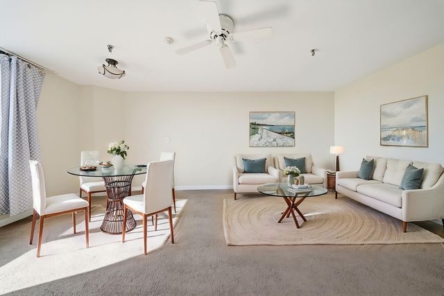 77 Adams St 611, Quincy, MA 02169