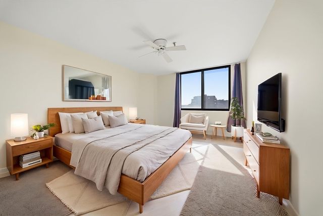 77 Adams St 611, Quincy, MA 02169