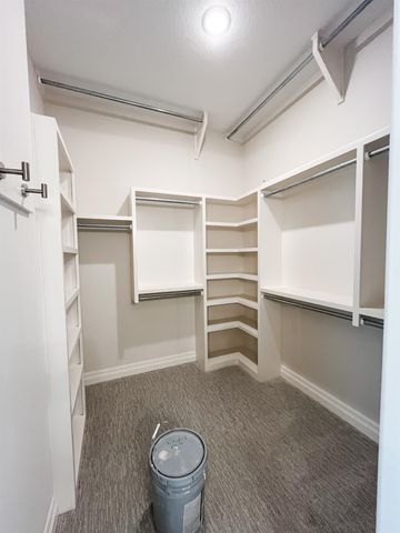 1631 N Forestview Ct, Wichita, KS 67235