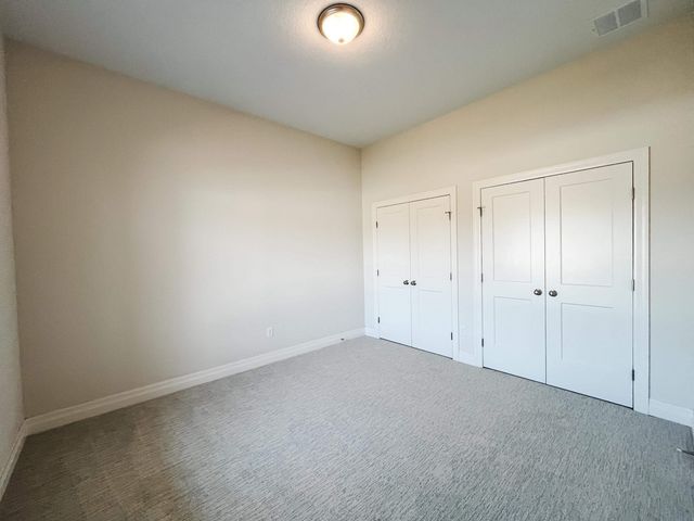 1631 N Forestview Ct, Wichita, KS 67235