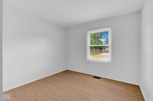 3025 Lucas Way, Columbus, IN 47203