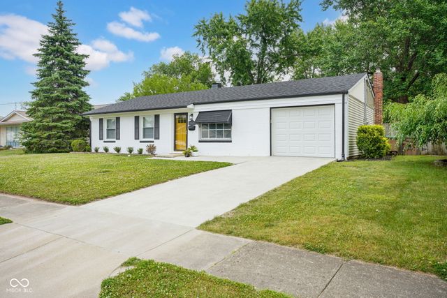 3025 Lucas Way, Columbus, IN 47203