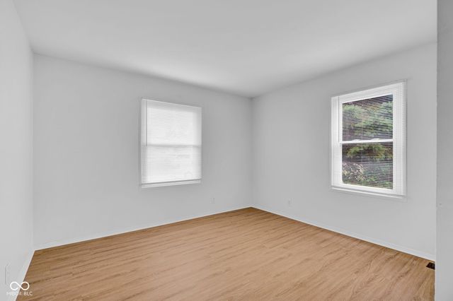 3025 Lucas Way, Columbus, IN 47203