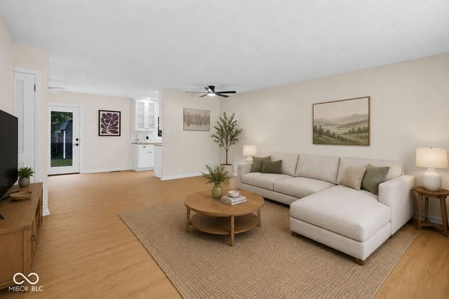 3025 Lucas Way, Columbus, IN 47203