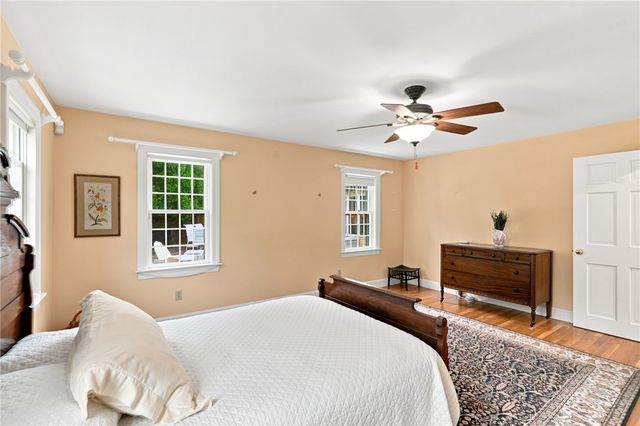 142 Ferry Road, Bristol, RI 02809