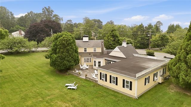142 Ferry Road, Bristol, RI 02809