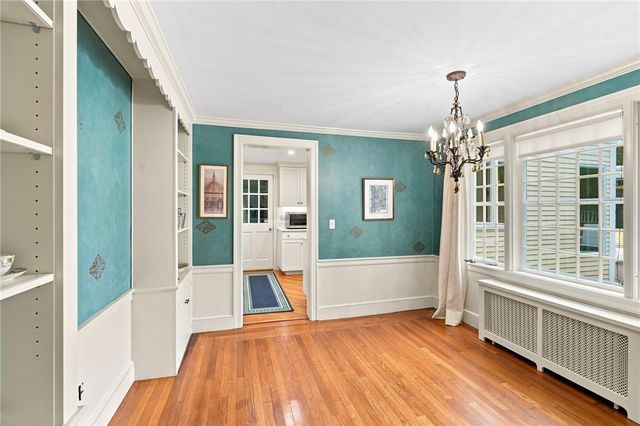 142 Ferry Road, Bristol, RI 02809