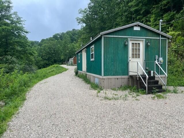 450 Shrilda Ln., Jackson, KY 41339