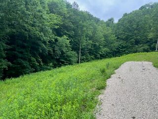 450 Shrilda Ln., Jackson, KY 41339