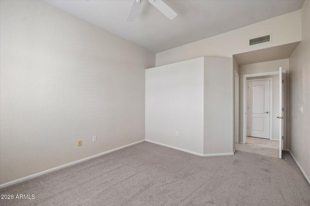 1747 E NORTHERN Avenue 216, Phoenix, AZ 85020