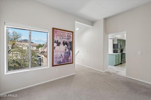 1747 E NORTHERN Avenue 216, Phoenix, AZ 85020