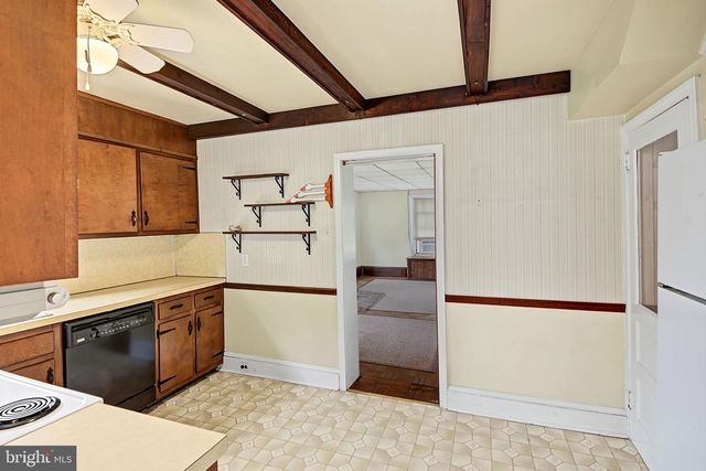 2445 PARK RD, Warrington, PA 18976