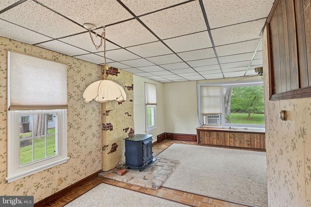 2445 PARK RD, Warrington, PA 18976