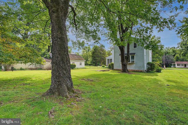 2445 PARK RD, Warrington, PA 18976