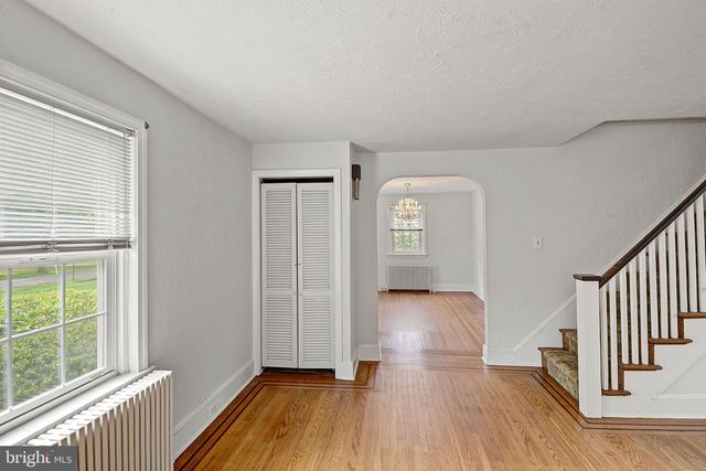 2445 PARK RD, Warrington, PA 18976