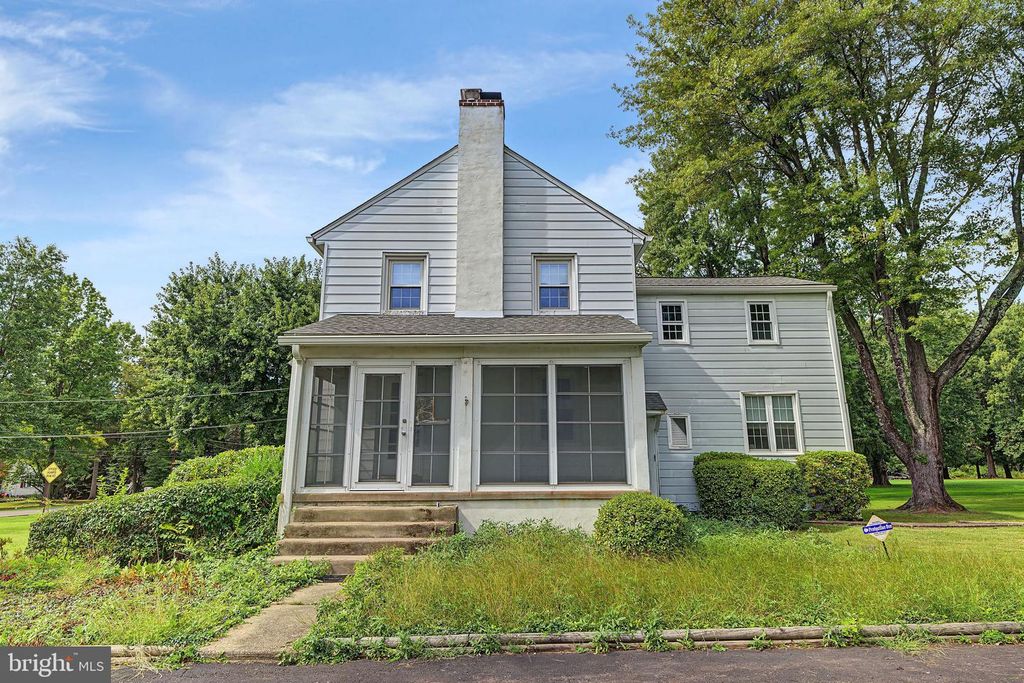 2445 PARK RD, Warrington, PA 18976 — photo 4