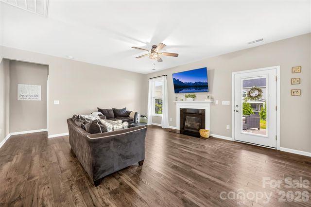 4526 Dover Court, Denver, NC 28037