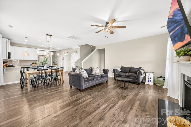 4526 Dover Court, Denver, NC 28037