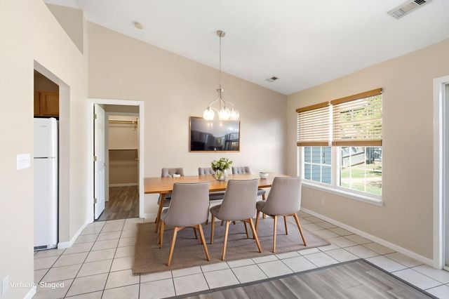 5105 SANDSTONE DR, Columbia, MO 65202