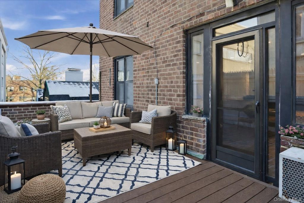 46 Grace Avenue 1L, Great Neck, NY 11021