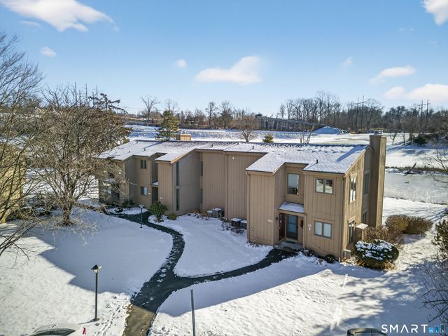 10 Pilgrim Harbor C, Wallingford, CT 06492