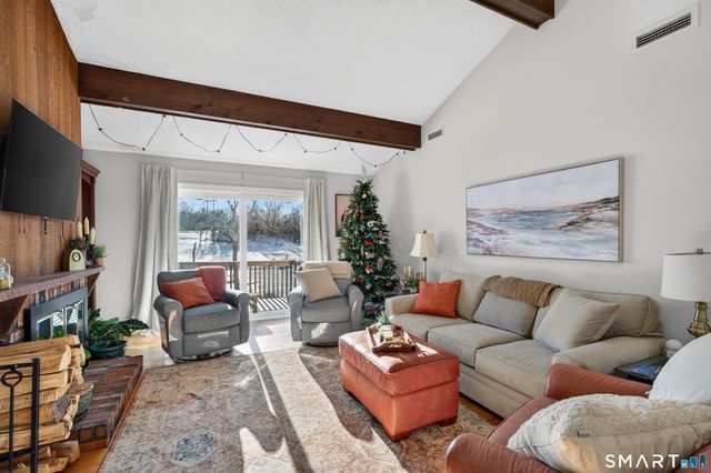 10 Pilgrim Harbor C, Wallingford, CT 06492