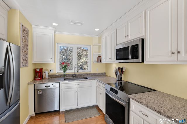 10 Pilgrim Harbor C, Wallingford, CT 06492