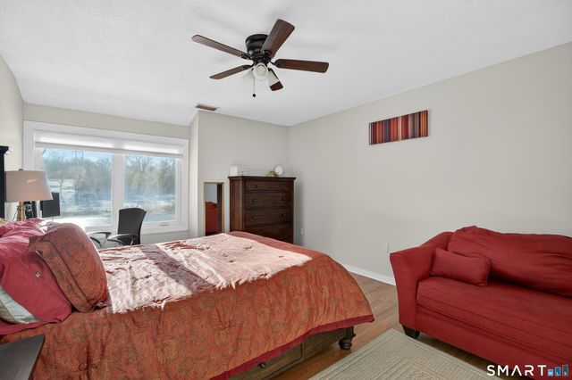 10 Pilgrim Harbor C, Wallingford, CT 06492