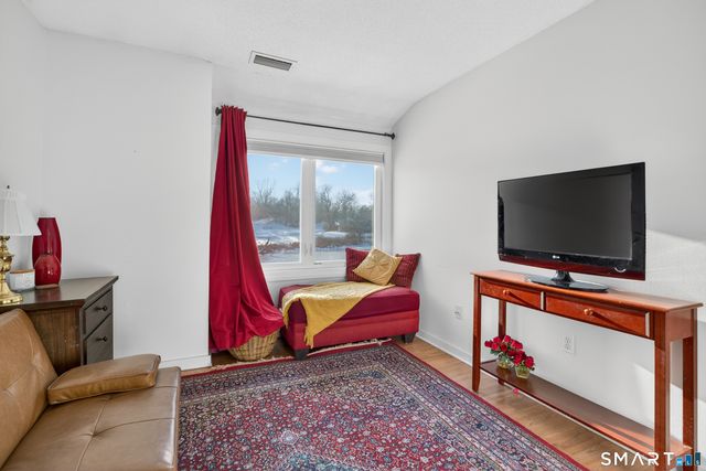 10 Pilgrim Harbor C, Wallingford, CT 06492