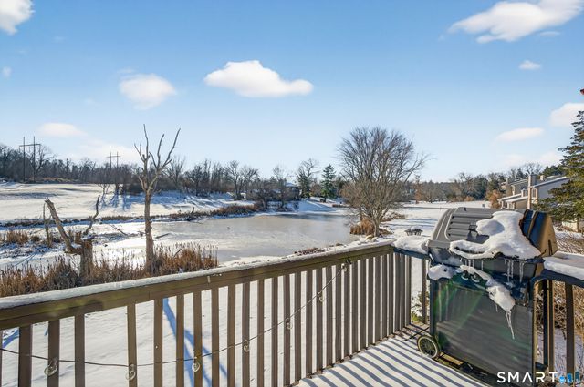 10 Pilgrim Harbor C, Wallingford, CT 06492